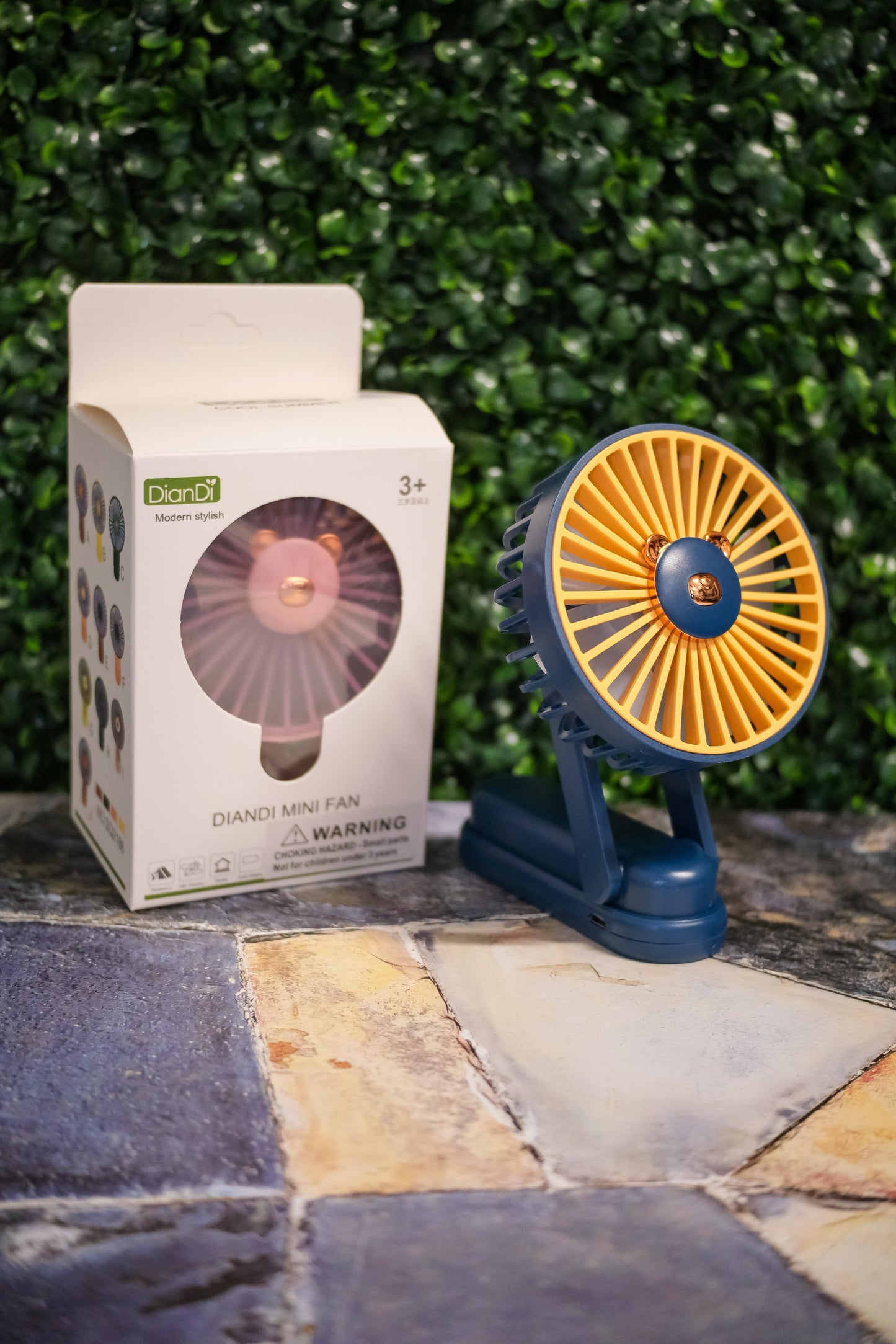 Mini Abanico Recargable 6.5"