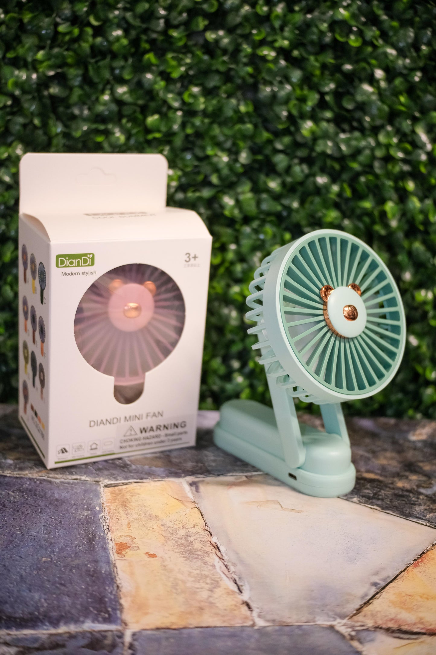 Mini Abanico Recargable 6.5"